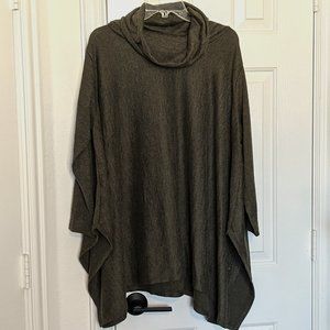 Green Cowl Neck 3/4 sleeve swing sweater